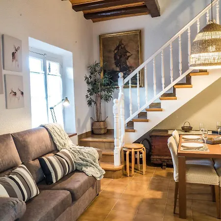 Acogedor Apartamento Entre Montanas Sant Corneli Exterior foto
